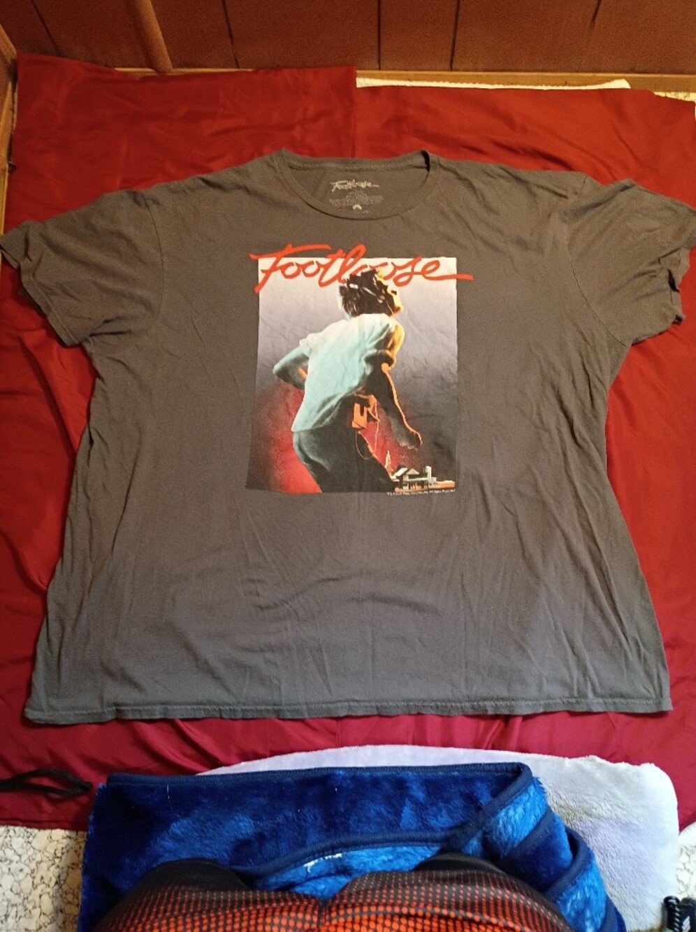Footloose Graphic Crewneck T-Shirt - Gray